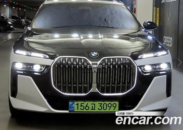 BMW 7-Series 740d xDrive M Sport — пробег 11 047 км — фото 2 из 5