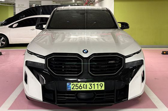 BMW XM 4.4 — пробег 16 394 км — фото 1 из 5