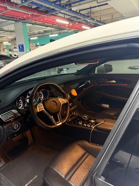 Mercedes-Benz CLS-Class CLS63 AMG — пробег 53 000 км — фото 3 из 5