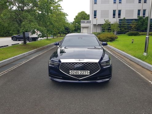 Genesis G90 5.0 AWD Limousine Prestige — пробег 84 655 км — фото 4 из 5
