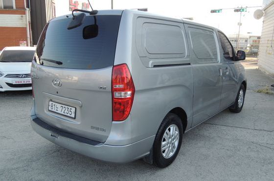 Hyundai Starex 3-Seater VAN Smart — пробег 365 296 км — фото 4 из 5