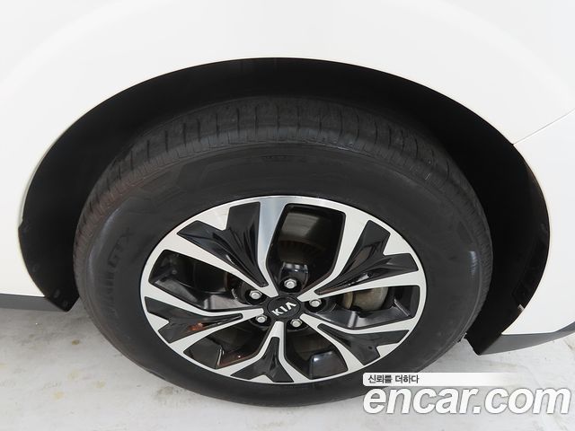 Kia Carnival Diesel 9-Seater Noblesse — пробег 114 252 км — фото 5 из 5
