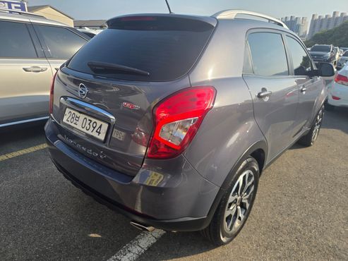 Ssangyong KORANDO 2.2 RX 2WD SUP — пробег 84 000 км — фото 4 из 5