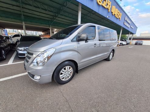 Hyundai Starex 11-Seater Wagon Modern — пробег 200 000 км — фото 1 из 5
