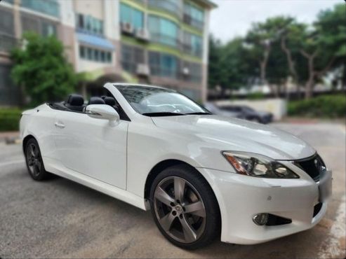 Lexus IS 2.5 Convertible XE20 — пробег 228 000 км — фото 1 из 5