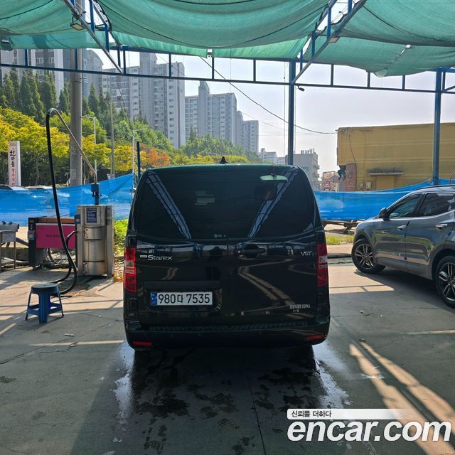 Hyundai Starex Van 5-Seater Modern — пробег 142 000 км — фото 2 из 5