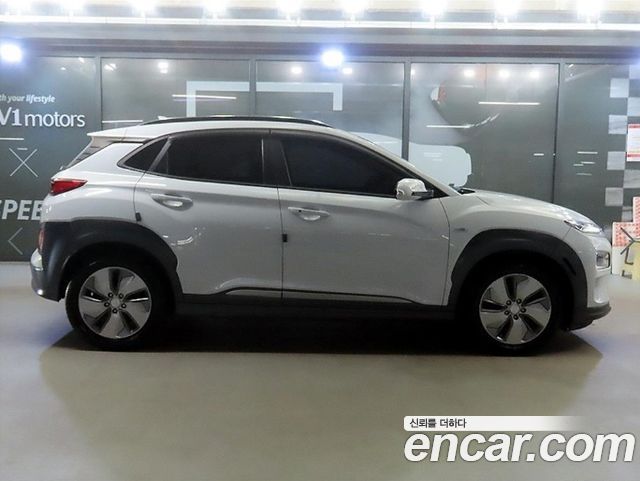 Hyundai Kona Premium — пробег 215 127 км — фото 3 из 5