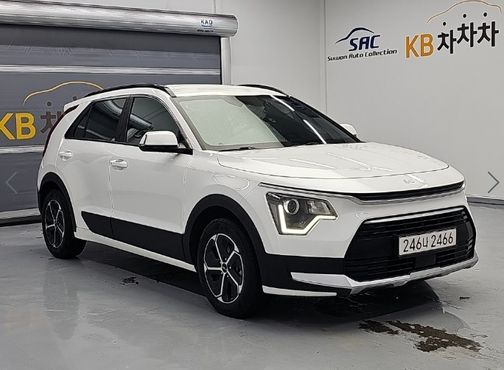 Kia Niro Prestige — пробег 15 748 км — фото 4 из 5