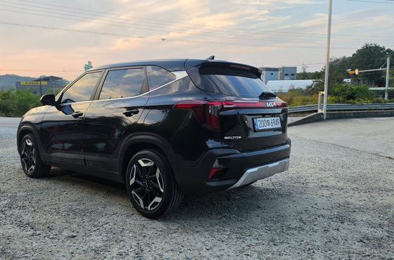 Kia Seltos Gasoline 1.6 Turbo 2WD Prestige — пробег 30 000 км — фото 2 из 5
