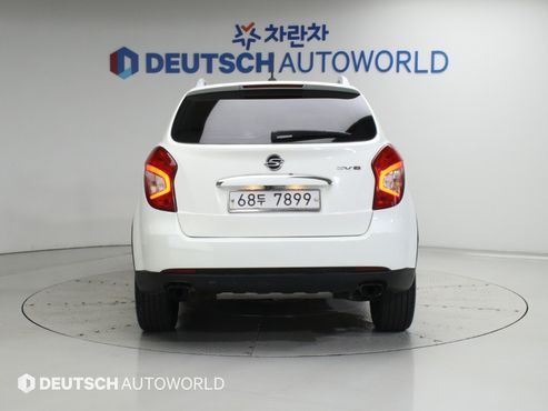 Ssangyong KORANDO 2.0 CVX 4WD High-Deluxe — пробег 179 854 км — фото 4 из 5