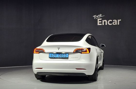 Tesla Model 3 Long Range AWD — пробег 48 398 км — фото 4 из 5