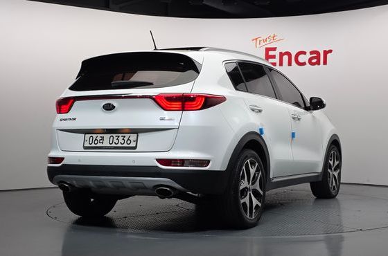 Kia Sportage Diesel 2WD Prestige — пробег 119 829 км — фото 2 из 5