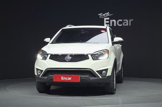 Ssangyong KORANDO 2.0 RX 2WD DLX — пробег 168 866 км — фото 3 из 5