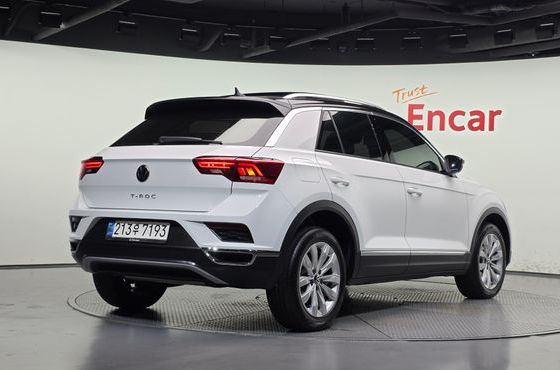 Volkswagen T-Roc 2.0 TDI Premium — пробег 56 613 км — фото 2 из 5