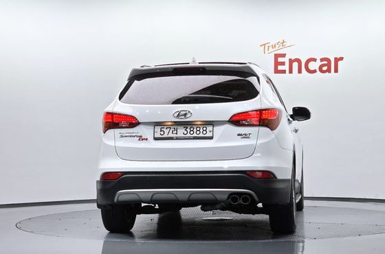 Hyundai Santafe Diesel(e-VGT) 2.0 2WD Exclusive — пробег 122 411 км — фото 4 из 5