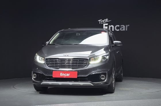Kia Carnival 9-seater Prestige — пробег 179 429 км — фото 3 из 5