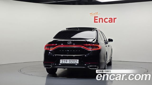 Hyundai Grandeur из Кореи Encar