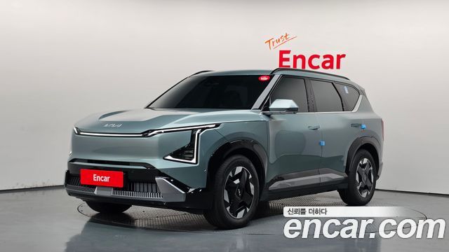 Kia EV5 Long Range 2WD Earth — пробег 7 925 км — фото 1 из 5