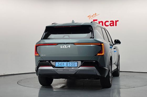Kia EV5 Long Range 2WD Earth — пробег 7 925 км — фото 4 из 5