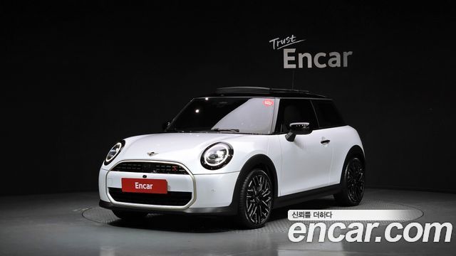 Mini Cooper Classic Third Generation — пробег 7 004 км — фото 1 из 5