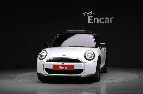 Mini Cooper Classic Third Generation — пробег 7 004 км — фото 3 из 5