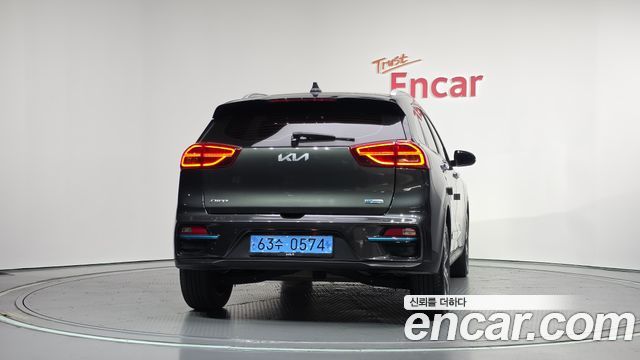 Kia Niro Prestige — пробег 145 833 км — фото 4 из 5