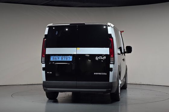 Kia PV5 Cargo Long Long Range Basic — пробег 9 км — фото 4 из 5