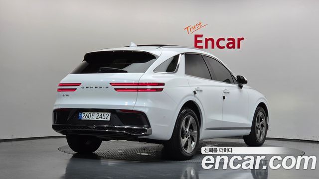 Genesis GV70 2.5T Gasoline 2WD — пробег 37 614 км — фото 2 из 5