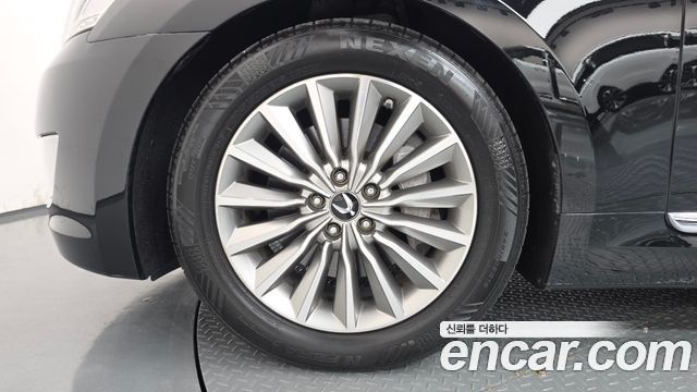 Hyundai Equus из Кореи Encar