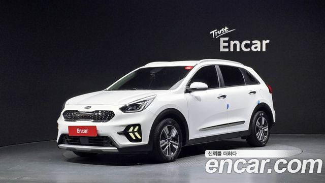 Kia Niro 1.6 HEV Noblesse Special — пробег 196 591 км — фото 1 из 5