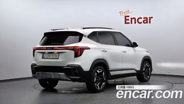 Kia Seltos из Кореи Encar
