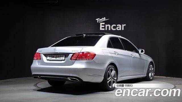 Mercedes-Benz E-Class из Кореи Encar