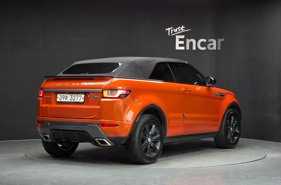 Land Rover Range Rover Evoque 2.0 TD4 SE Dynamic Convertible — пробег 100 918 км — фото 2 из 5