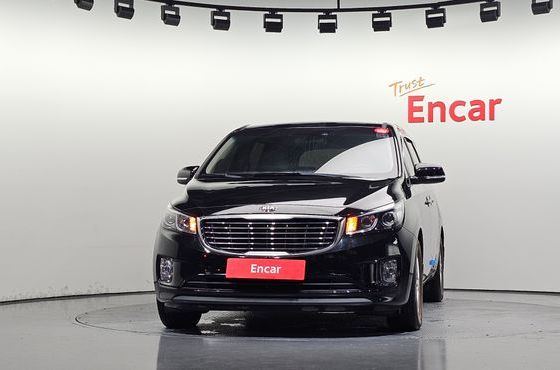 Kia Carnival 11-seater Deluxe — пробег 87 455 км — фото 3 из 5