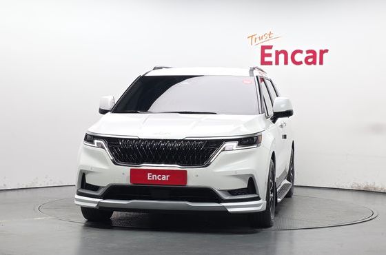 Kia Carnival Gasoline 11-Seater Prestige — пробег 31 177 км — фото 3 из 5