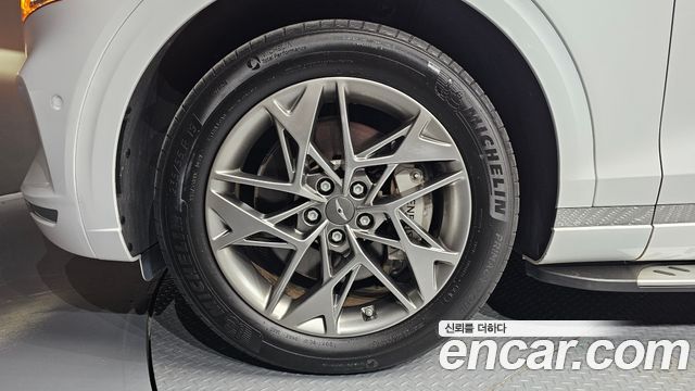 Genesis GV70 2.5T Gasoline AWD — пробег 27 042 км — фото 5 из 5
