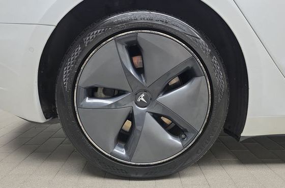Tesla Model 3 Long Range AWD — пробег 115 833 км — фото 5 из 5