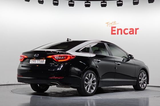 Hyundai Sonata 2.0 Premium — пробег 155 268 км — фото 2 из 5