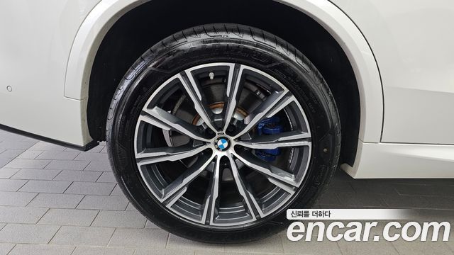 BMW X5 xDrive 30d M Sport — пробег 106 030 км — фото 5 из 5
