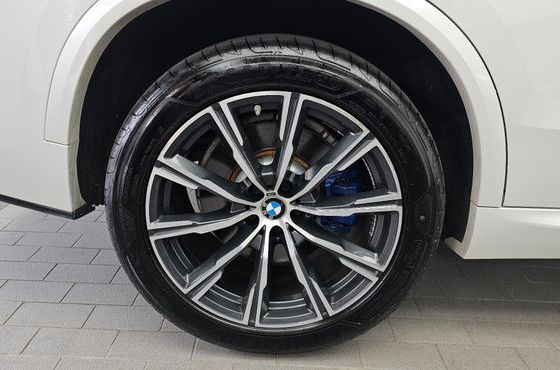 BMW X5 xDrive 30d M Sport — пробег 106 030 км — фото 5 из 5