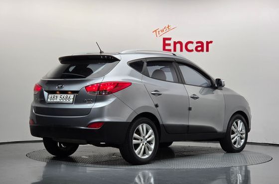 Hyundai Tucson Diesel 2WD LX20 Luxury — пробег 83 744 км — фото 2 из 5