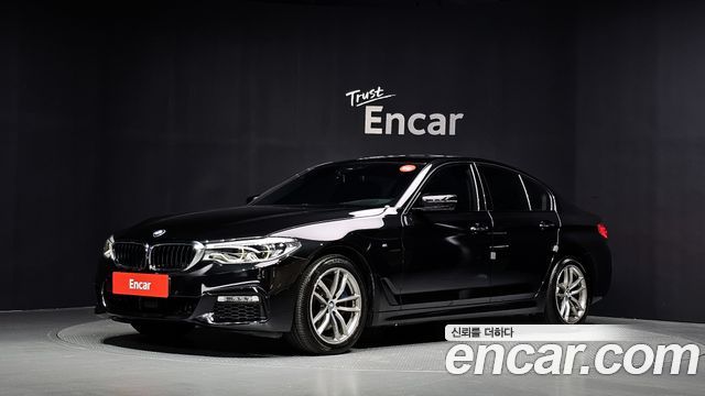 BMW 5-Series 530i xDrive M Sport Package Plus — пробег 65 184 км — фото 1 из 5