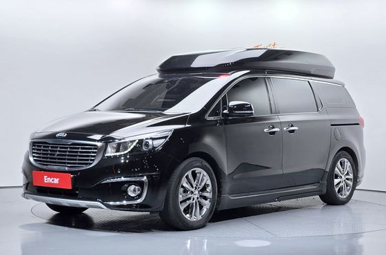 Kia Carnival Gasoline 9-seater Hi-Limousine Noblesse — пробег 93 279 км — фото 1 из 5