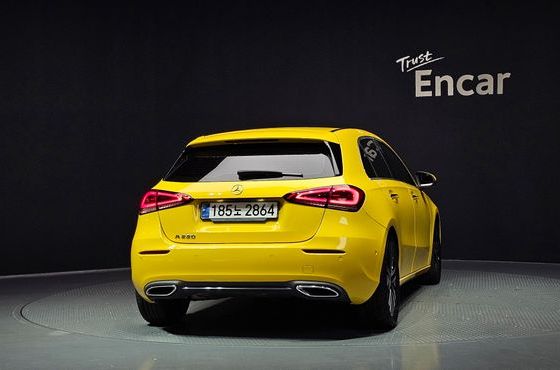 Mercedes-Benz A-Class A220 Hatchback — пробег 35 958 км — фото 4 из 5