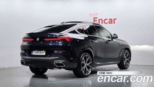 BMW X6 xDrive40i M Sport — пробег 43 030 км — фото 2 из 5