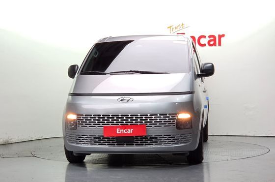 Hyundai Staria Cargo 3-Seater Smart — пробег 55 746 км — фото 3 из 5