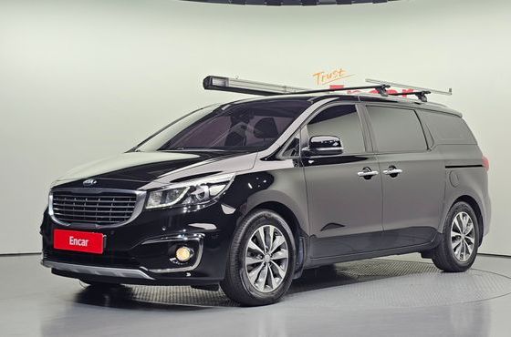 Kia Carnival 9-seater Luxury — пробег 151 216 км — фото 1 из 5