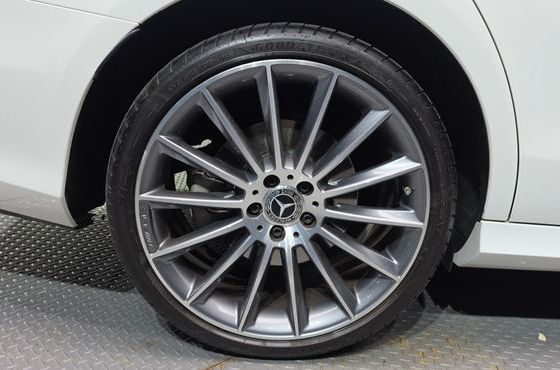 Mercedes-Benz E-Class E350 4MATIC AMG Line — пробег 23 131 км — фото 5 из 5