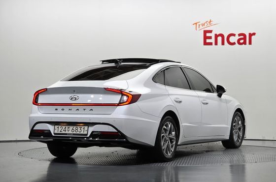 Hyundai Sonata 2.0 Premium — пробег 121 450 км — фото 2 из 5