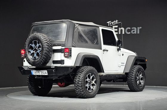 Jeep Wrangler 3.6 Sport 2Door — пробег 115 934 км — фото 2 из 5